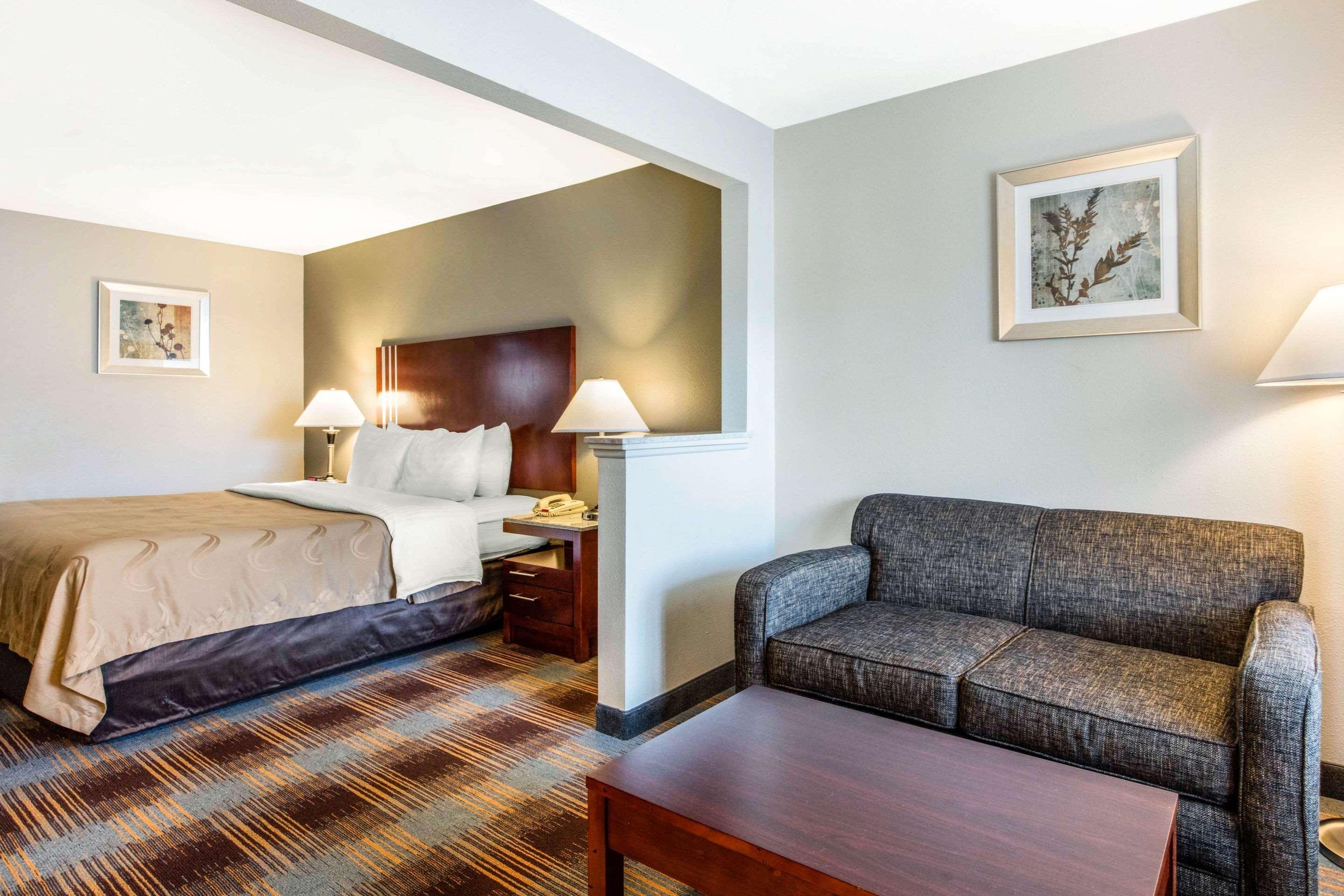 Quality Inn Airport I-240 멤피스 외부 사진