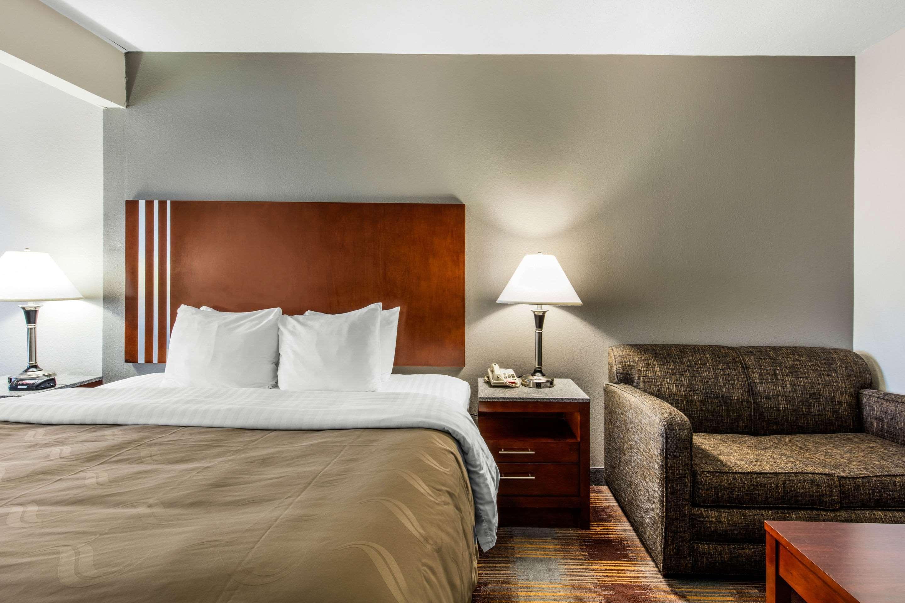 Quality Inn Airport I-240 멤피스 외부 사진