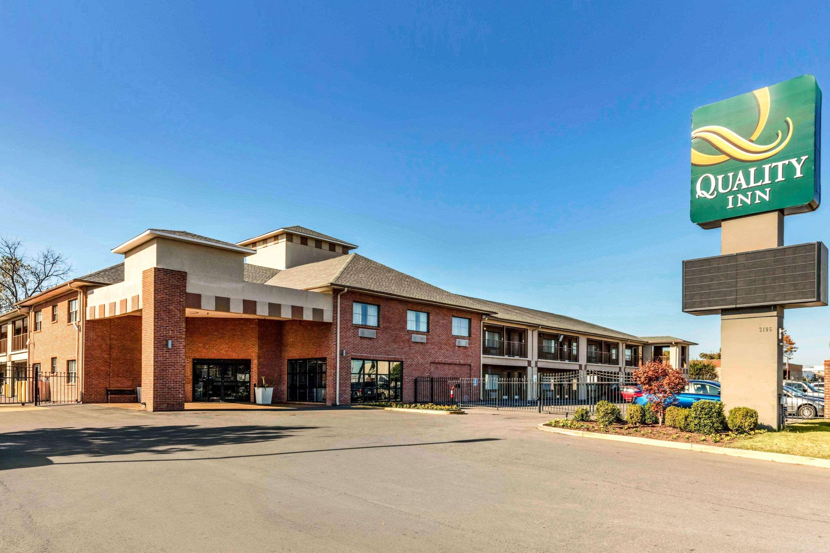 Quality Inn Airport I-240 멤피스 외부 사진