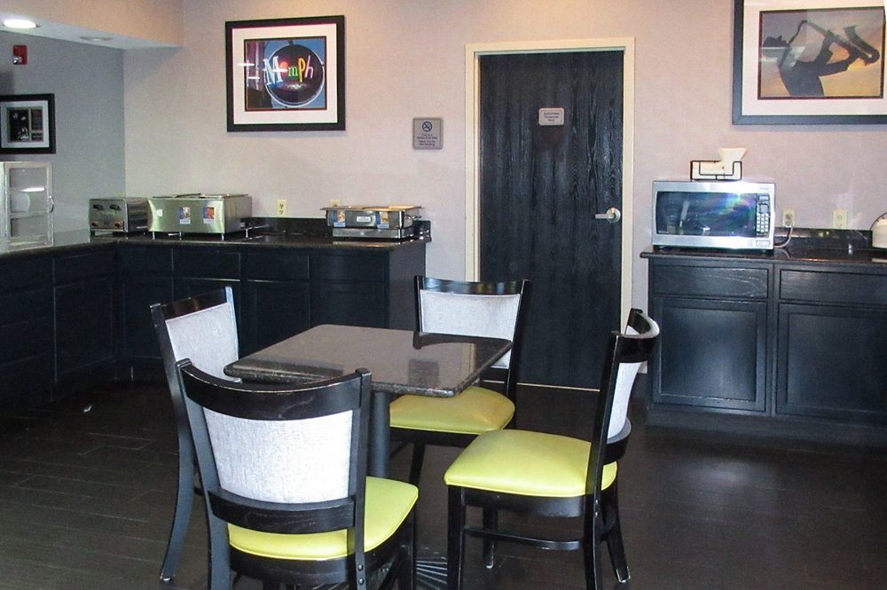 Quality Inn Airport I-240 멤피스 외부 사진