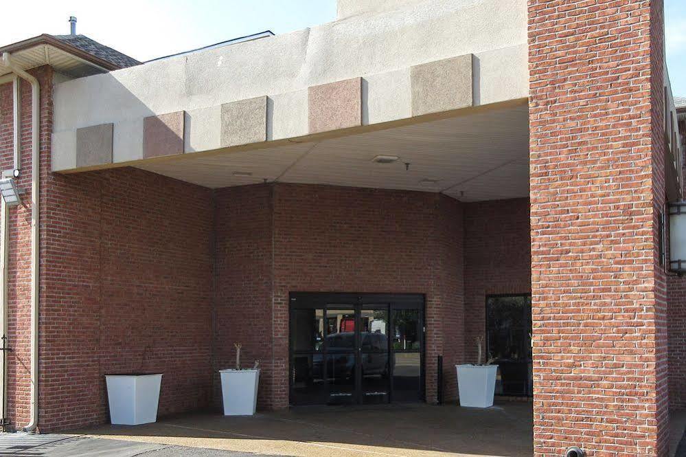 Quality Inn Airport I-240 멤피스 외부 사진