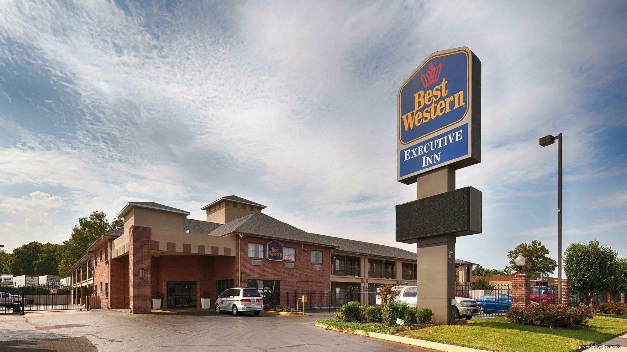 Quality Inn Airport I-240 멤피스 외부 사진